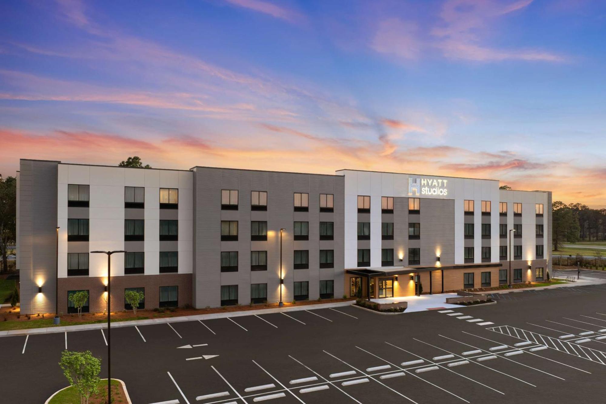 Hyatt Studios Mobile/Tillmans Corner Exterior photo